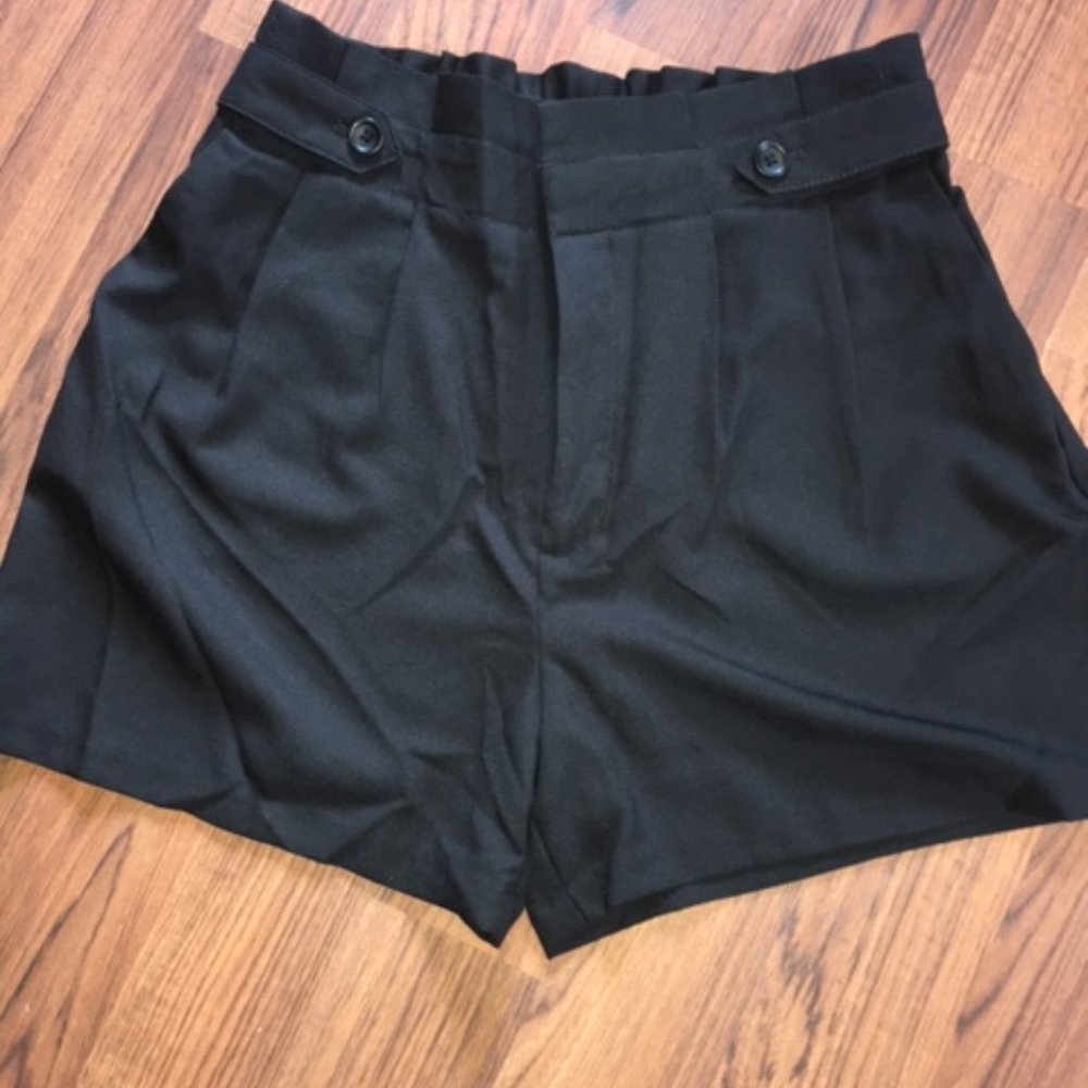 Banana Republic size 12 Paper bag waist shorts NEW